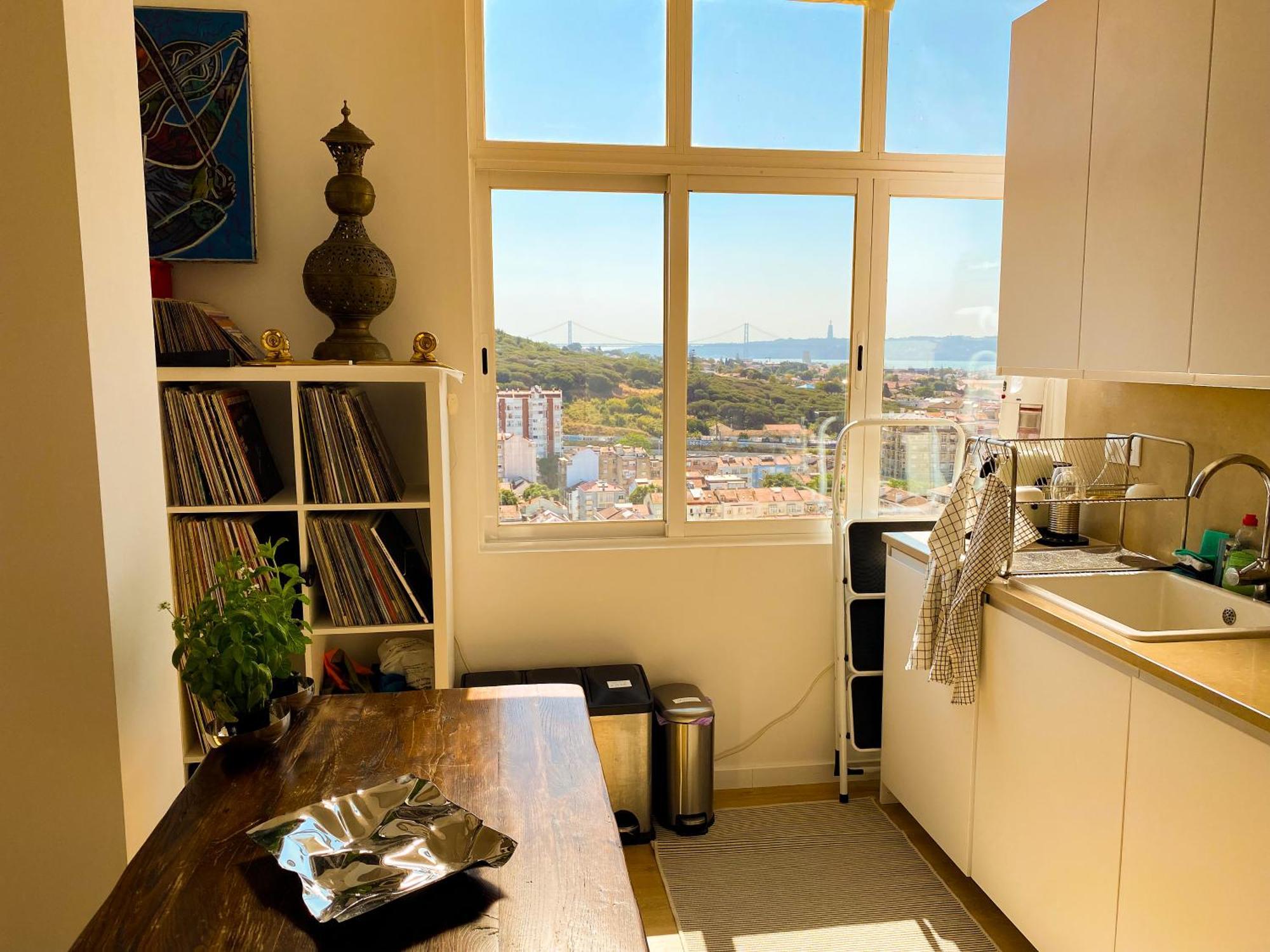 Ideally Located With Perfect Views อัลเจส ภายนอก รูปภาพ