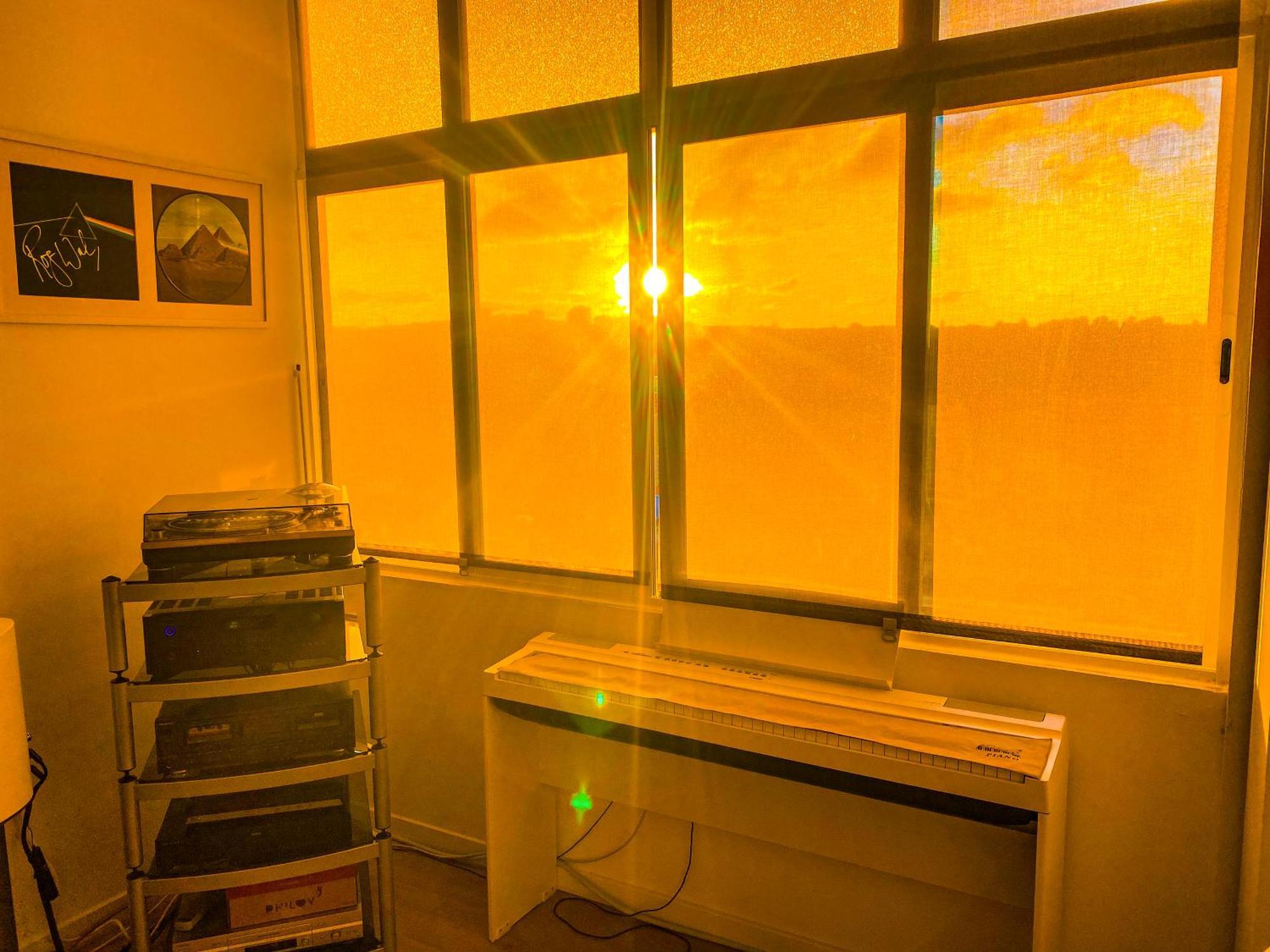 Ideally Located With Perfect Views อัลเจส ภายนอก รูปภาพ