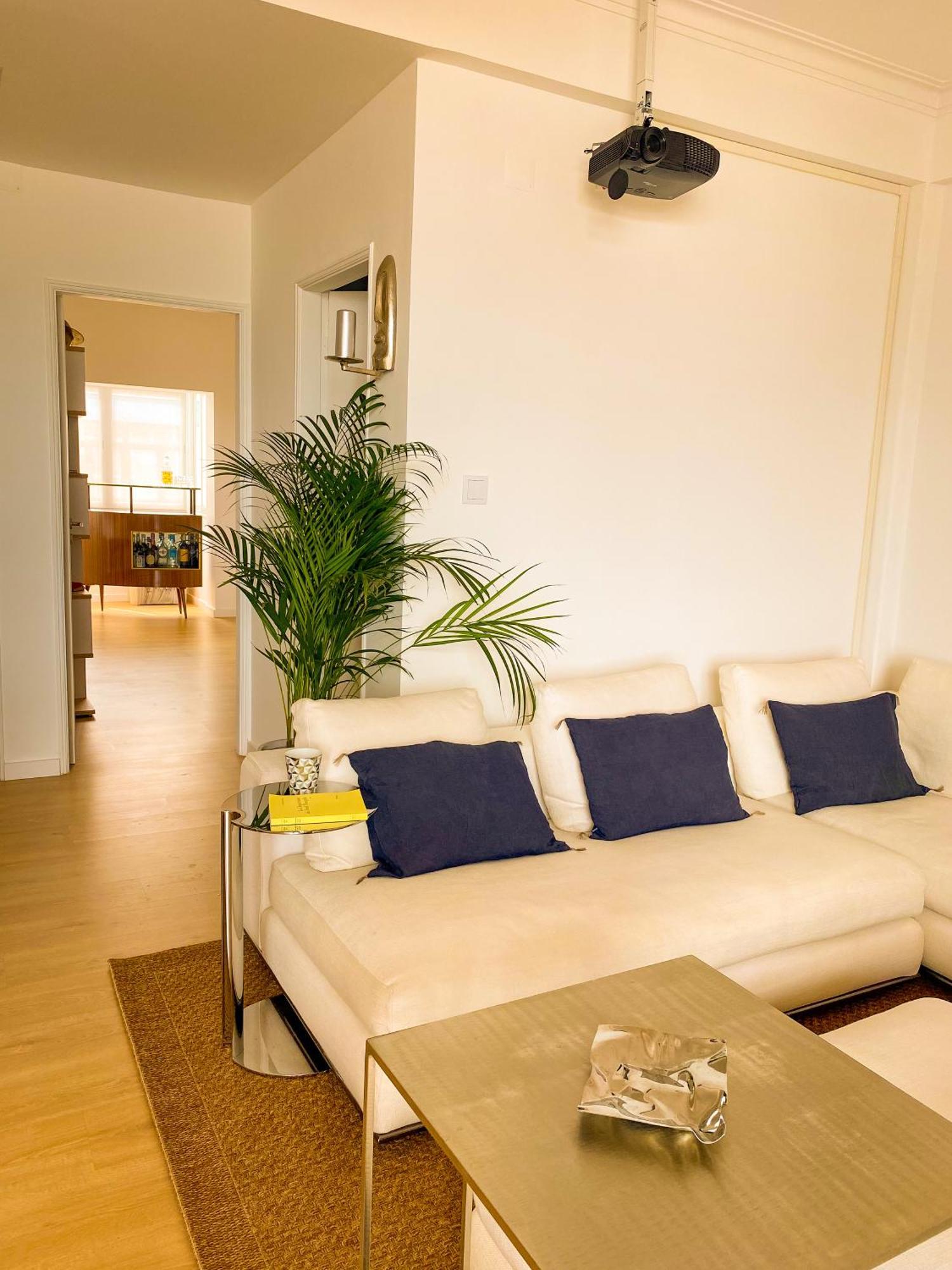Ideally Located With Perfect Views อัลเจส ภายนอก รูปภาพ